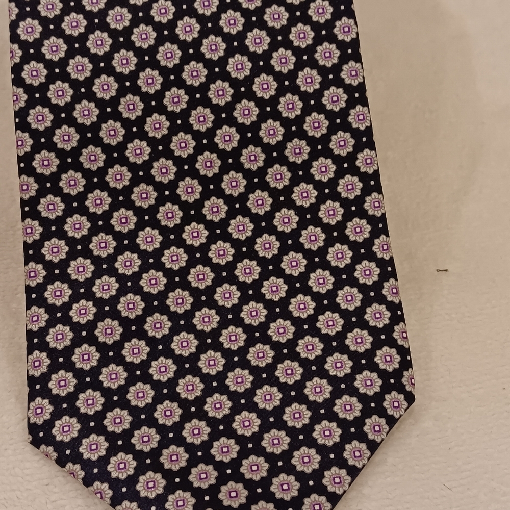 Vtg Stafford Tailored Culture 100% Silk Floral Tie